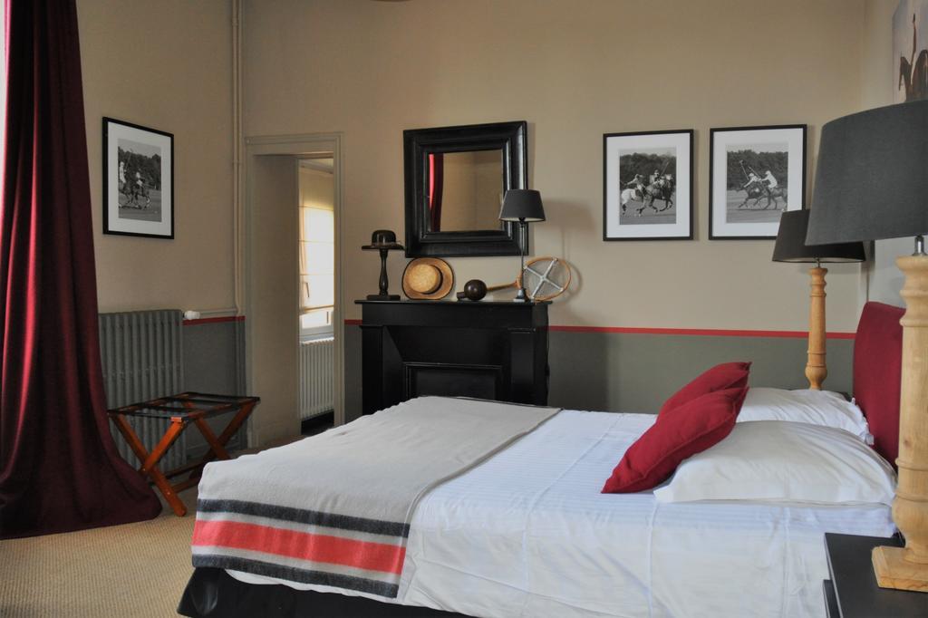 Chambres d'Hôtes Maison La Porte Rouge Niort Extérieur photo