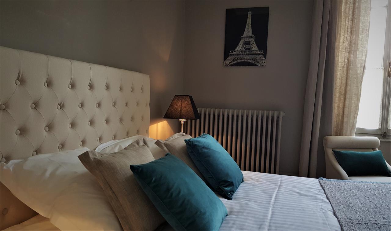 Chambres d'Hôtes Maison La Porte Rouge Niort Extérieur photo